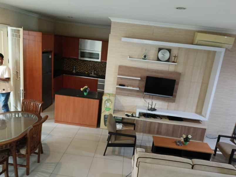 dijual rumah perumahan lippo cikarang