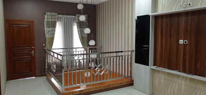 dijual rumah perumahan taman asri 2