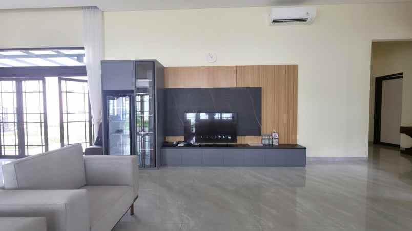 dijual rumah perumahan taman tirta golf