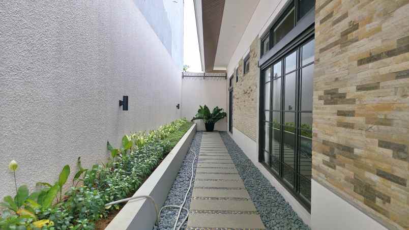 dijual rumah perumahan taman tirta golf