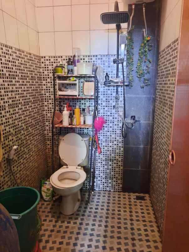 dijual rumah pesona alam resindece