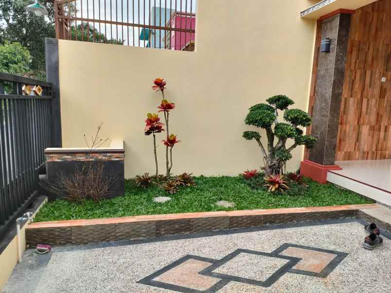 dijual rumah pesuruhan berkoh