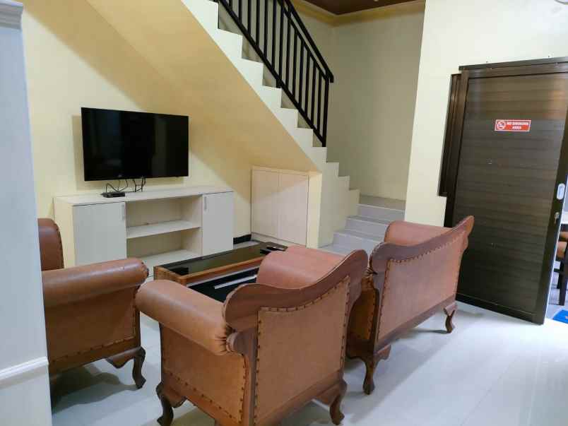 dijual rumah pesuruhan berkoh