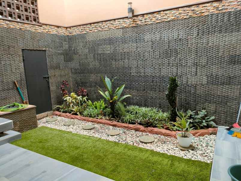 dijual rumah pesuruhan berkoh