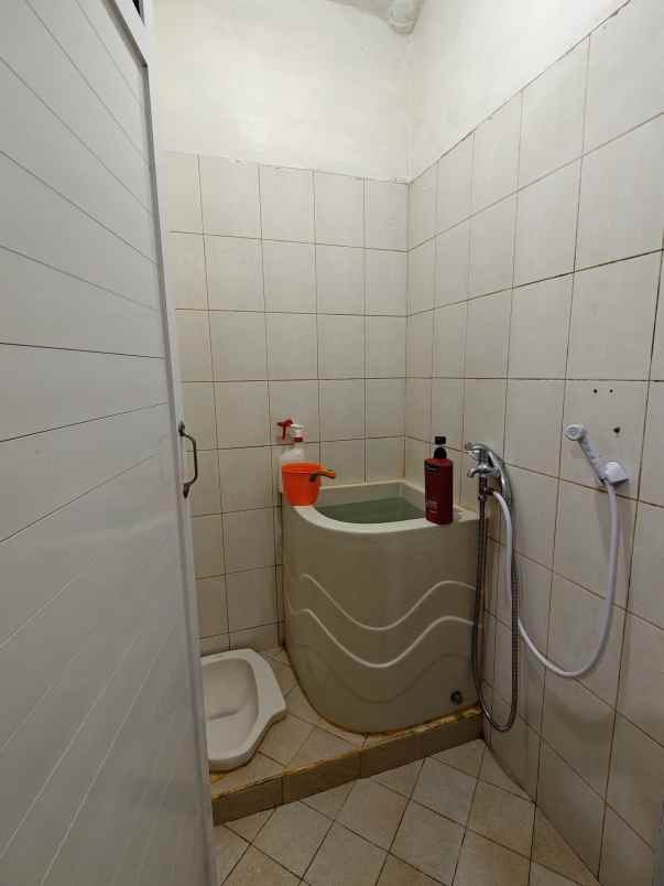 dijual rumah pondok bambu jakarta timur