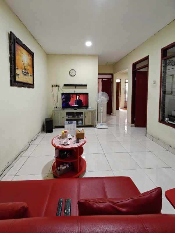 dijual rumah pondok bambu jakarta timur