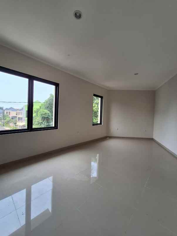 dijual rumah pondok benda pamulang