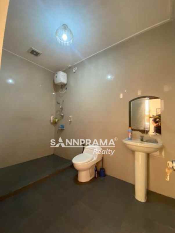 dijual rumah pondok betung