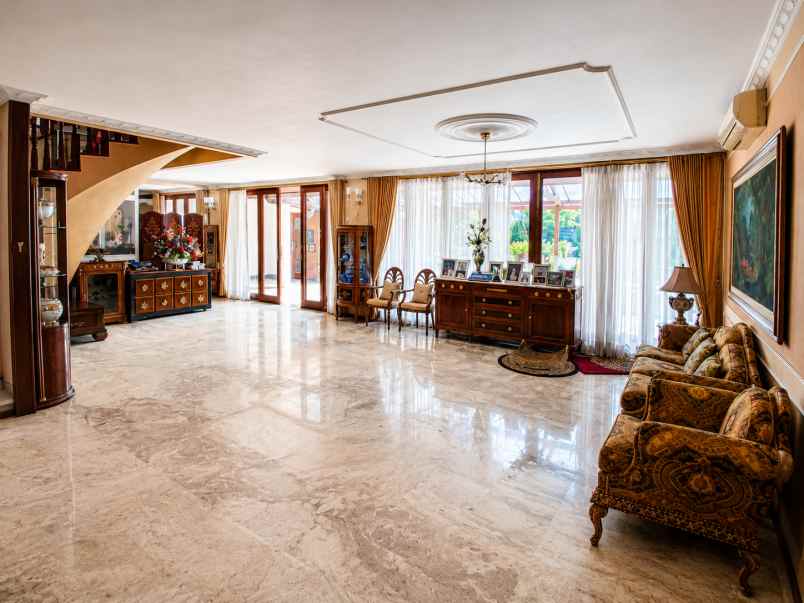 dijual rumah pondok indah