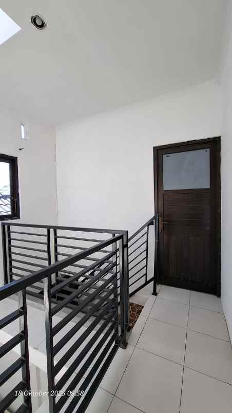 dijual rumah pudakpayung