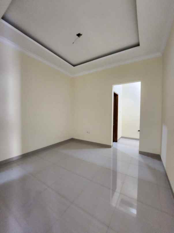 dijual rumah pulo asem