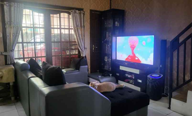 dijual rumah pulomas