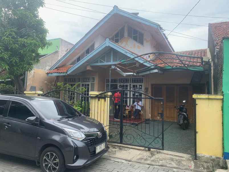 dijual rumah puri anjasmoro jl