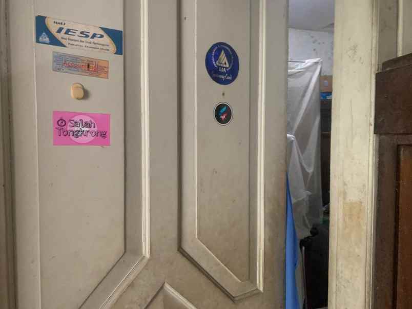 dijual rumah puri anjasmoro jl