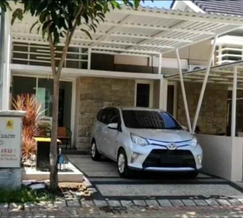 dijual rumah puri safira regency