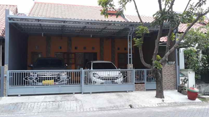 dijual rumah puri surya jaya