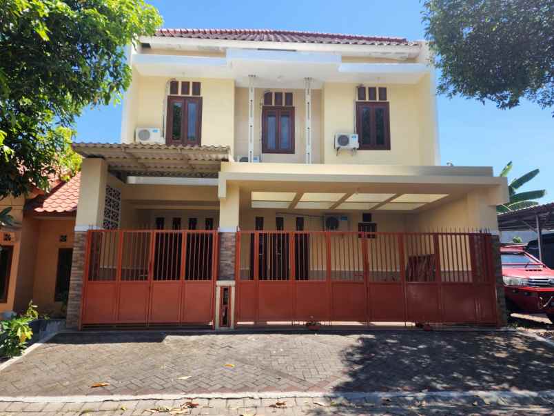 dijual rumah puri surya jaya