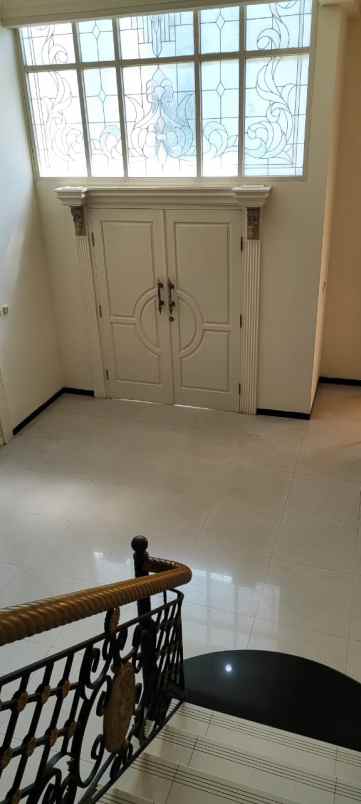 dijual rumah puri widya kencana citraland