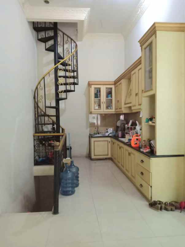 dijual rumah puri widya kencana citraland