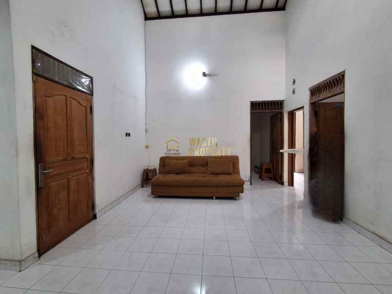 dijual rumah purwomartani