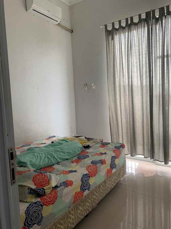 dijual rumah rangkapan jaya