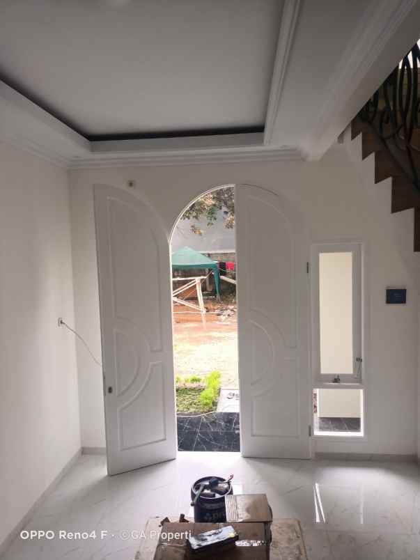 dijual rumah rangkapan jaya pancoran