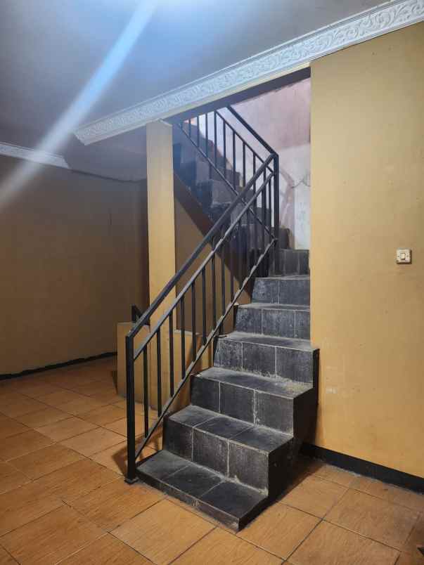 dijual rumah rawa lumbu bekasi timur