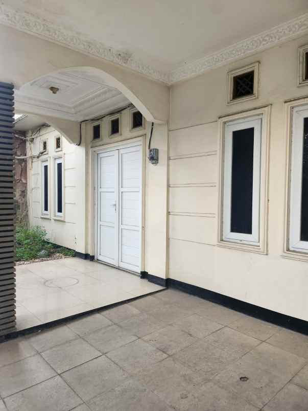 dijual rumah rawa lumbu bekasi timur