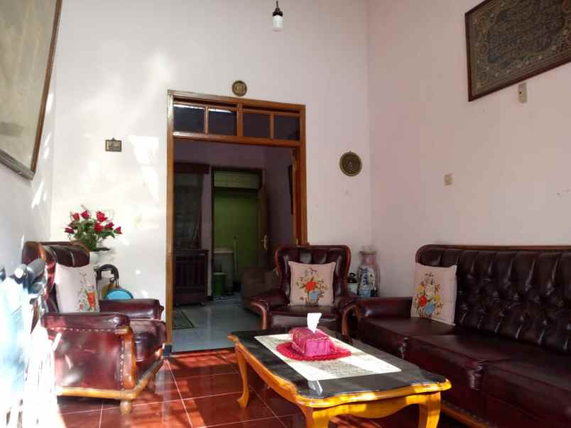 dijual rumah riung bandung cipamokolan