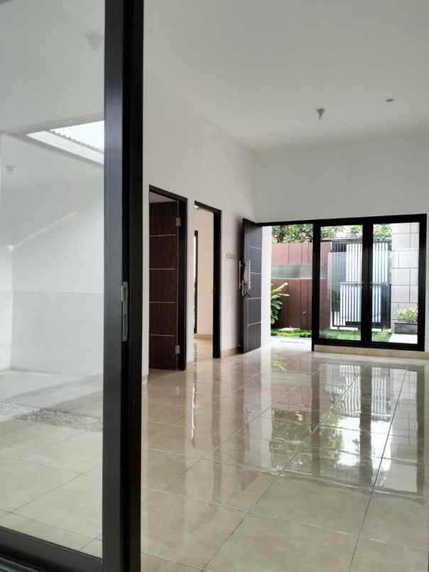 dijual rumah rumah wiguna timur