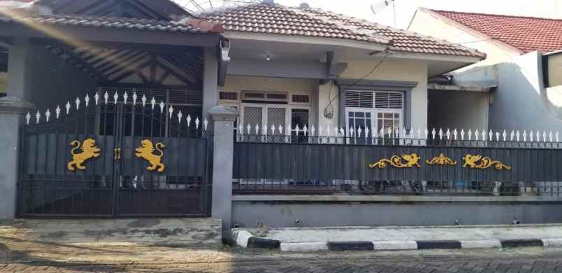 dijual rumah rungkut