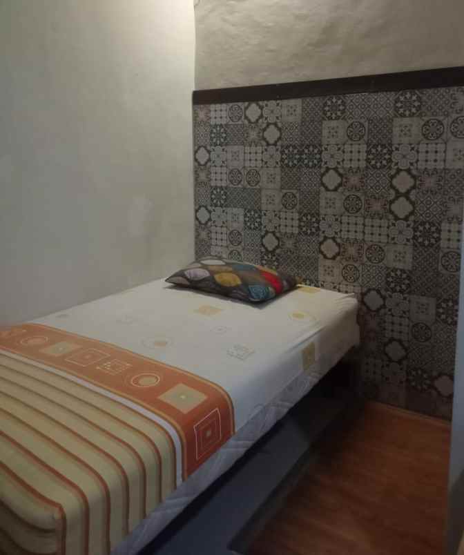 dijual rumah rungkut