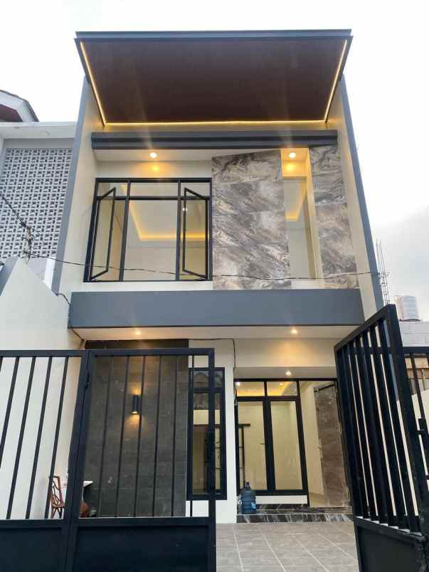 dijual rumah rungkut mapan tengah surabaya new