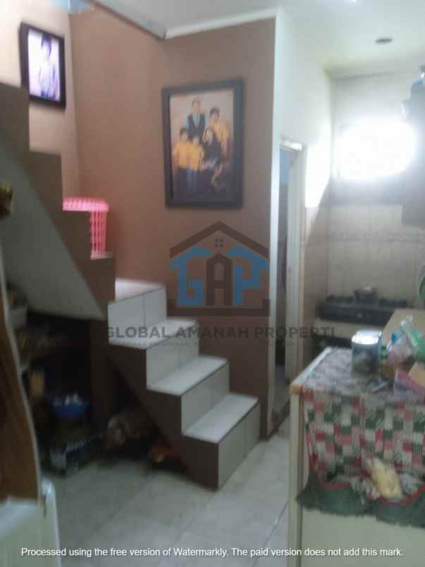dijual rumah sariwangi