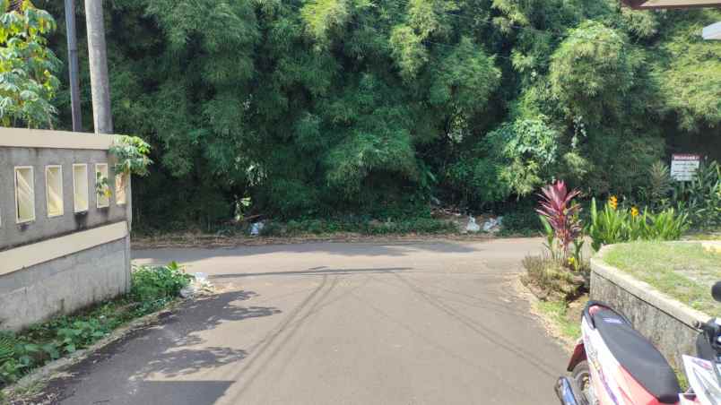 dijual rumah sawangan depok