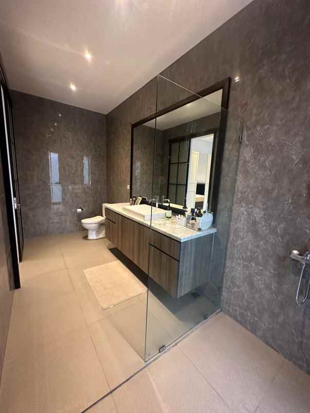 dijual rumah sentul city