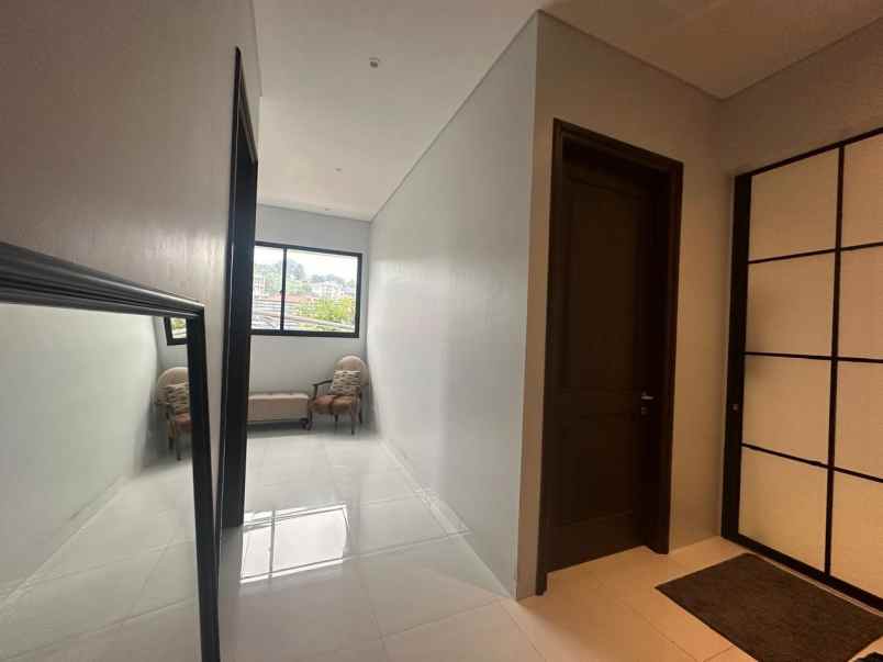 dijual rumah sentul city