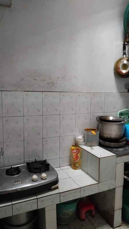 dijual rumah siap huni
