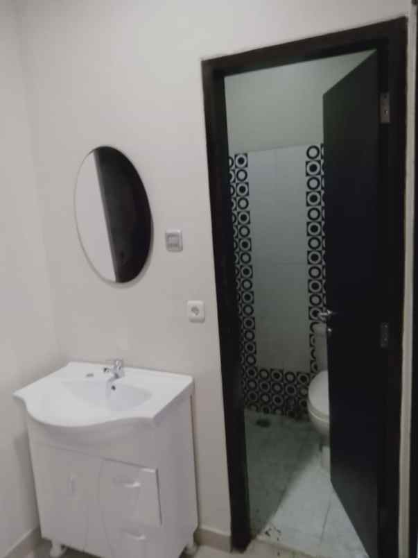 dijual rumah siap huni di cibubur residence