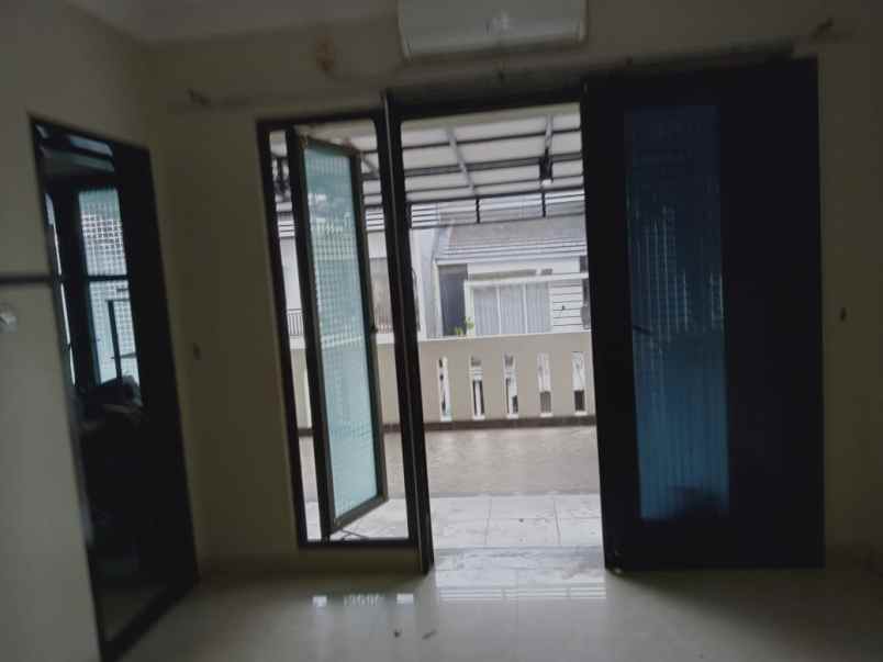 dijual rumah siap huni di cibubur residence