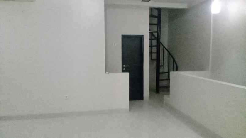 dijual rumah siap huni di cibubur residence