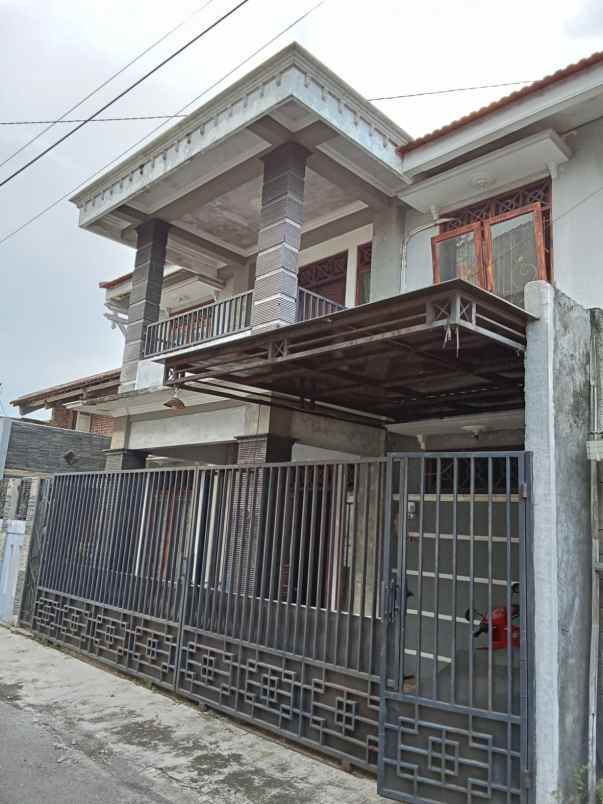 dijual rumah siap huni lamper tengah semarang selatan