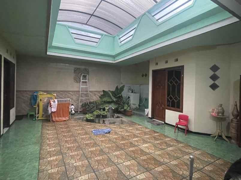 dijual rumah siap huni lokasi di sulfat kota malang