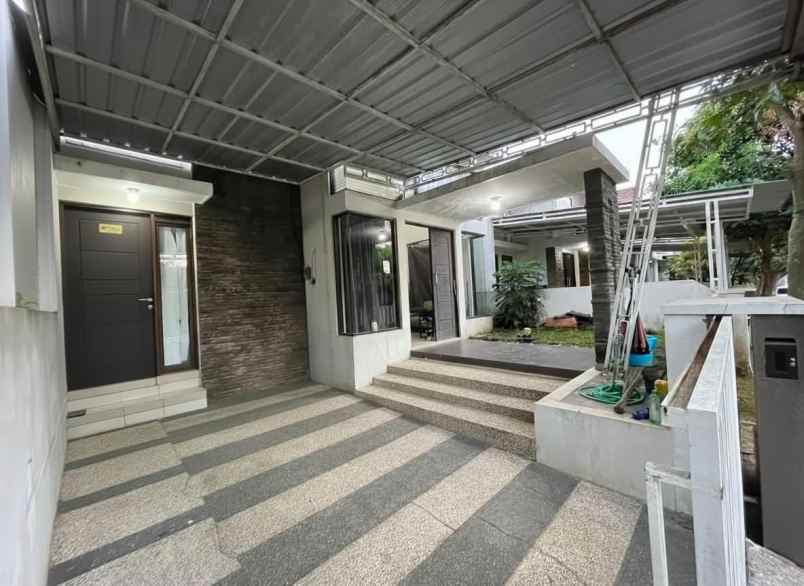 dijual rumah siap huni lokasi di tidar kota malang