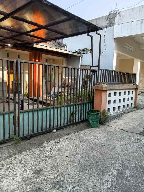 dijual rumah strategis gentan ngaglik sleman