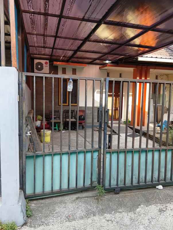 dijual rumah strategis gentan ngaglik sleman