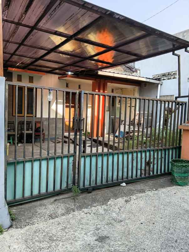 dijual rumah strategis gentan ngaglik sleman
