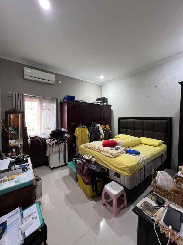 dijual rumah summarecon bekasi cluster