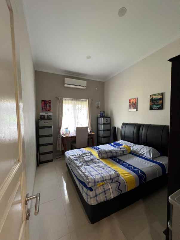 dijual rumah summarecon bekasi cluster