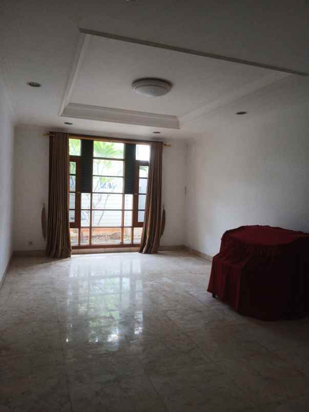 dijual rumah taman kedoya baru jakbar hook